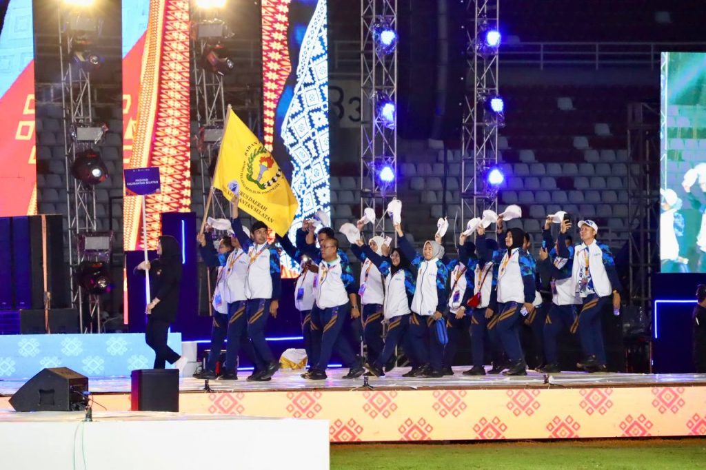 Kontingen Kalsel Ikuti Upacara Pembukaan Pornas Korpri XVII 2025 di Palembang