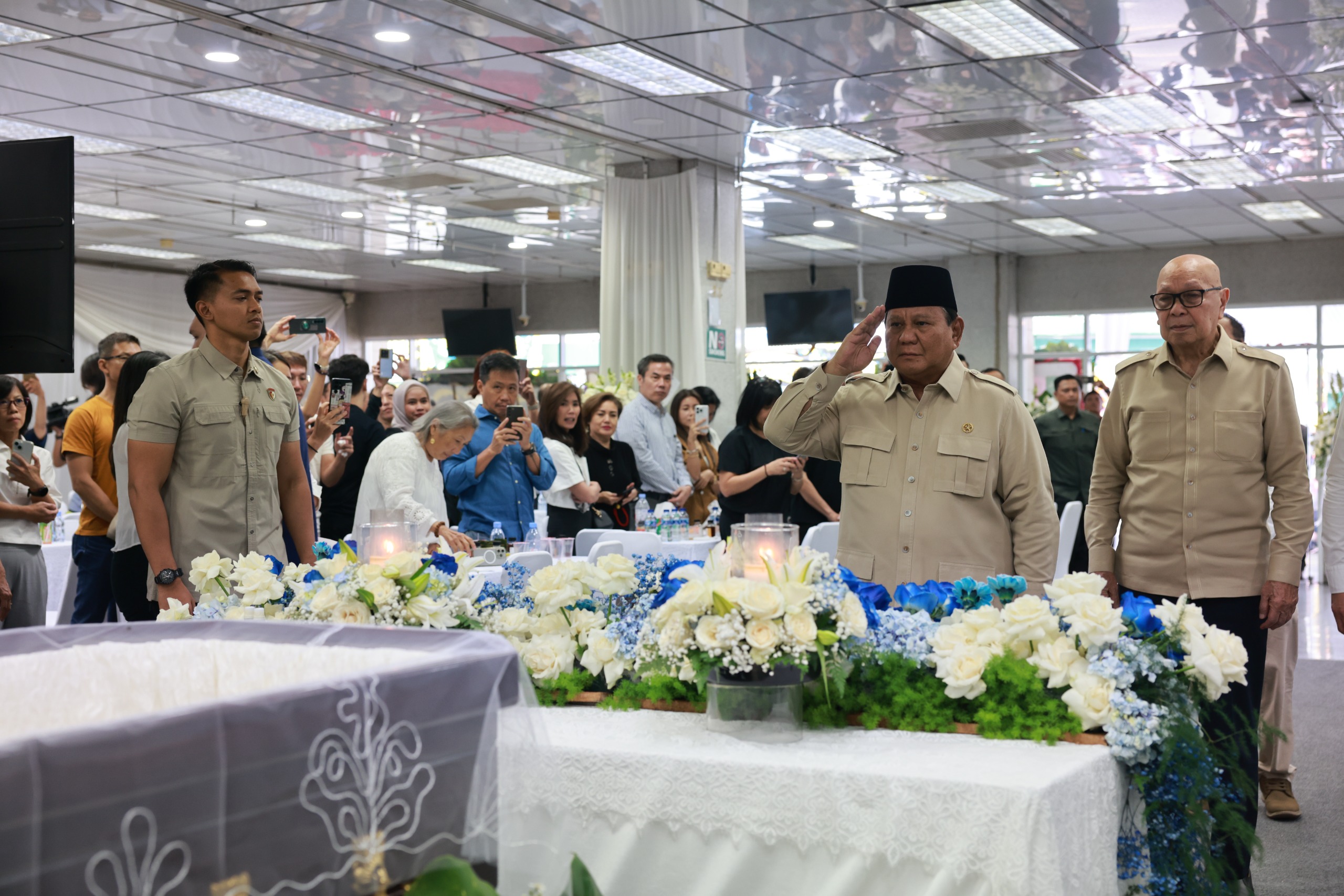 Baru Beberapa Hari WA Prabowo, Kwik Kian Gie Kini Tiada...