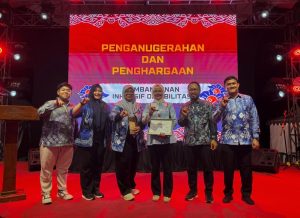 Gubernur Kalsel Terima Penghargaan Pemerintah Daerah Inklusif Disabilitas Terbaik 3 Se-Indonesia