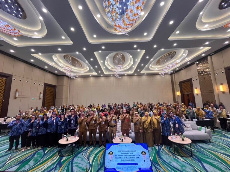 Dinkes Kalsel Evaluasi Implementasi SMILE Health dan SMILE Imunisasi