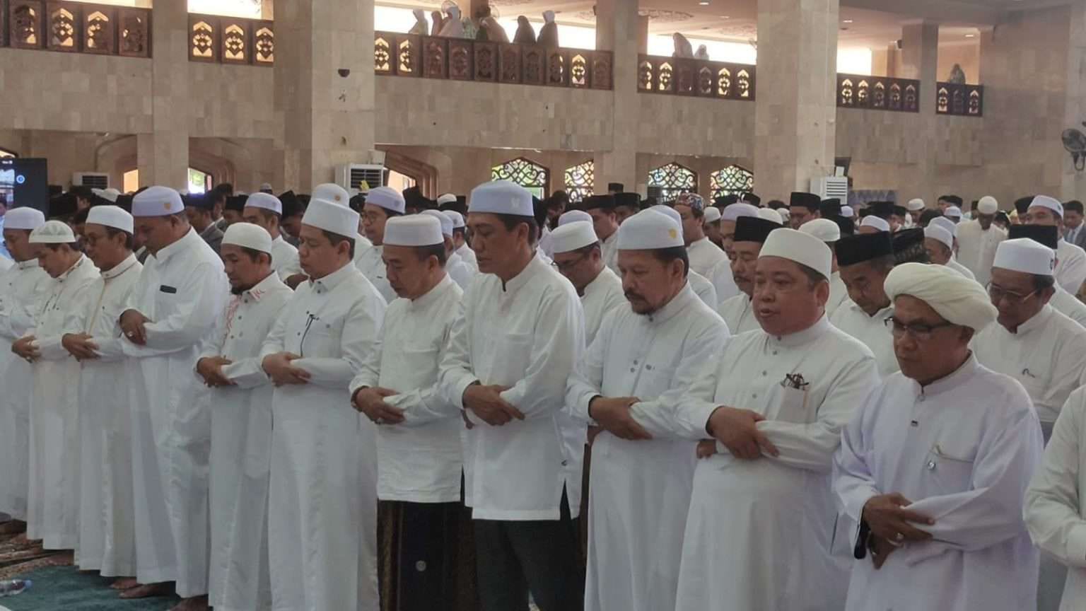 Peringati Hari Jadi ke-75, Kalsel Gelar Batamat Al-Qur’an dan Salat Hajat Penuh Makna
