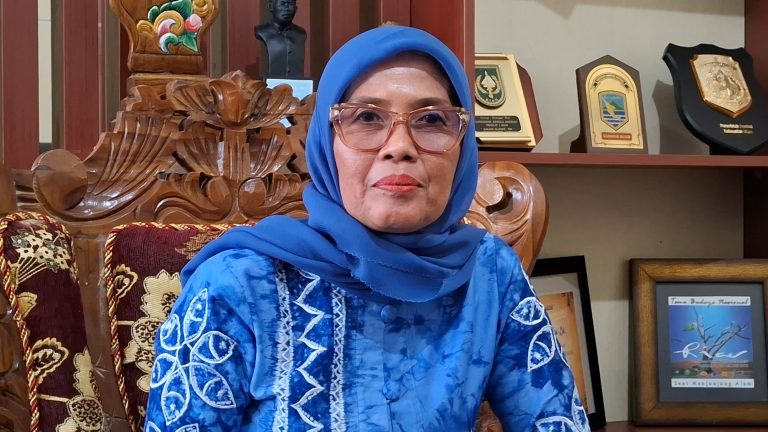 Tarian Kolosal “Nafas Bumi” Meriahkan HUT ke-75 Kalsel, Angkat Keindahan Geopark Meratus