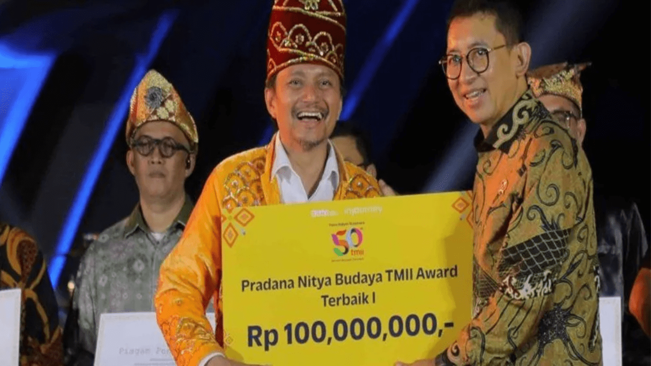 Selamat! Anjungan Kalsel Raih Penghargaan 'Pradana Nitya Budaya' di Ajang TMII Award