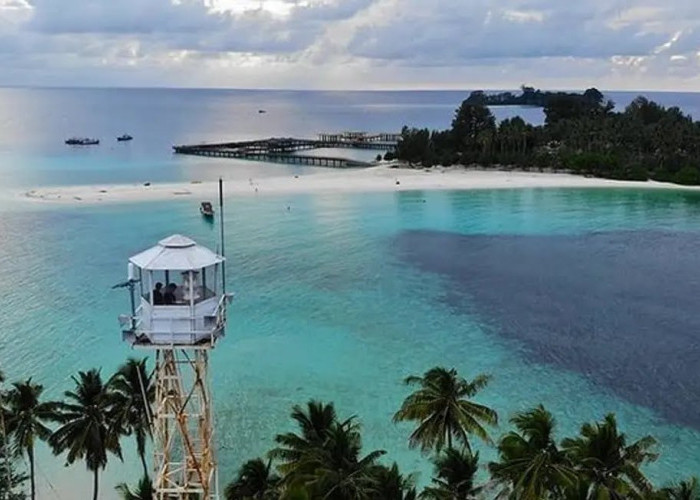 Bikin Bali Minder! Ini 5 Pantai di Kalimantan Selatan yang Keindahannya Keterlaluan!
