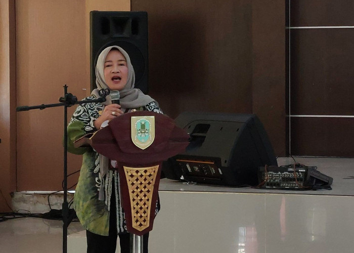 Guru dan Pegiat Literasi Kunci Membangun Masyarakat Melek Informasi