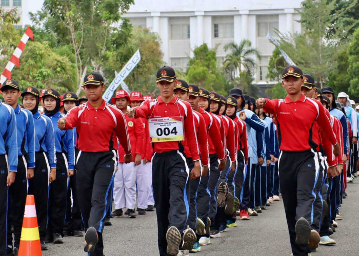 Semarak HUT ke-81 RI dan Hari Jadi ke-76 Kalsel, Ribuan Pelajar Ikuti Lomba Gerak Jalan