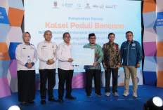 Dispar dan Gekraf Kalsel Salurkan Donasi Kalsel Peduli Bencana melalui BAZNAS